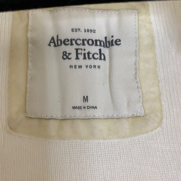 Academia Abercrombie & Fitch cardigan - Picture 2 of 4